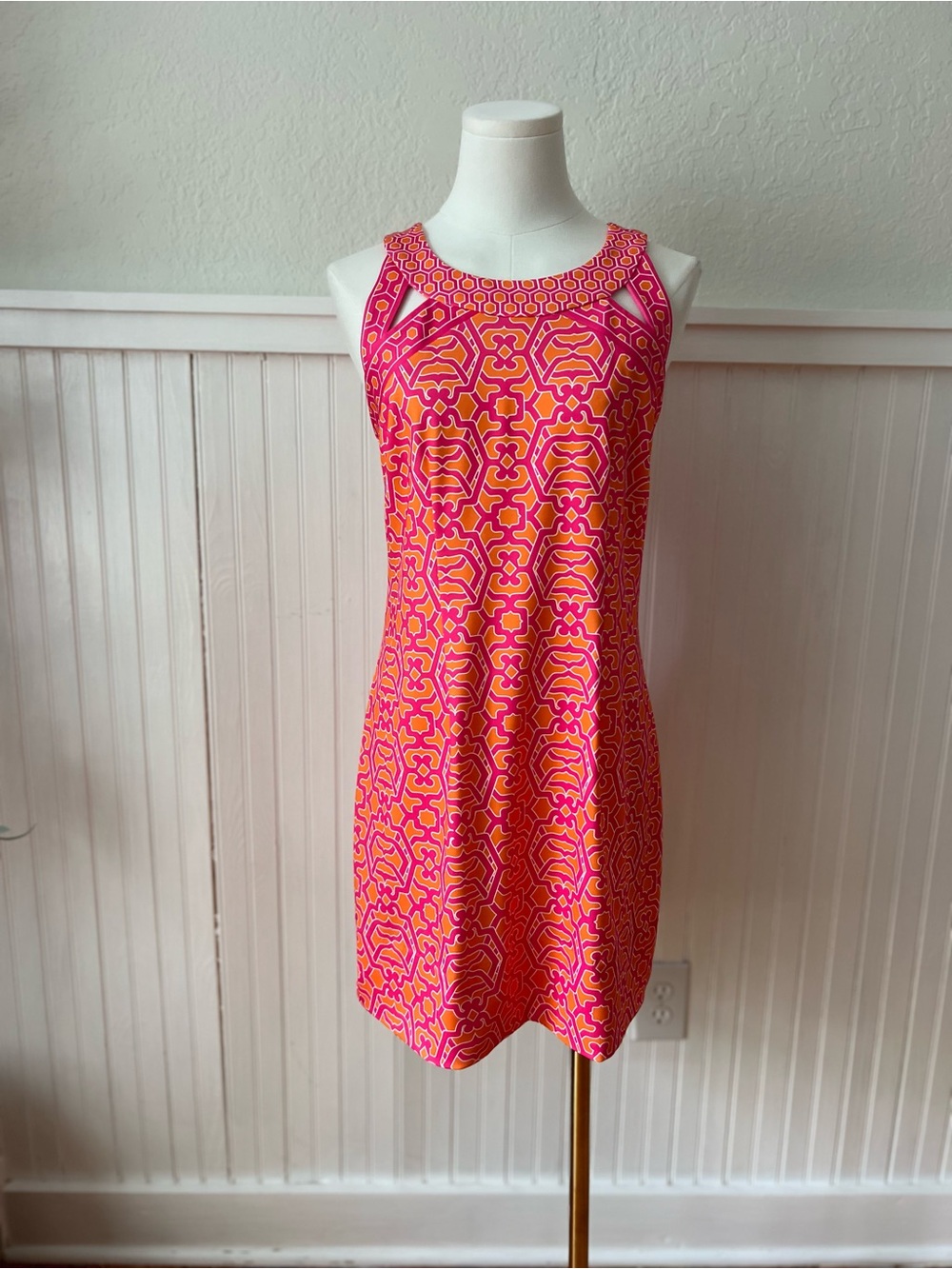 Women’s Isosceles Dress‎ in Pink & Orange Gretchen Scott Small Geometric Cutout